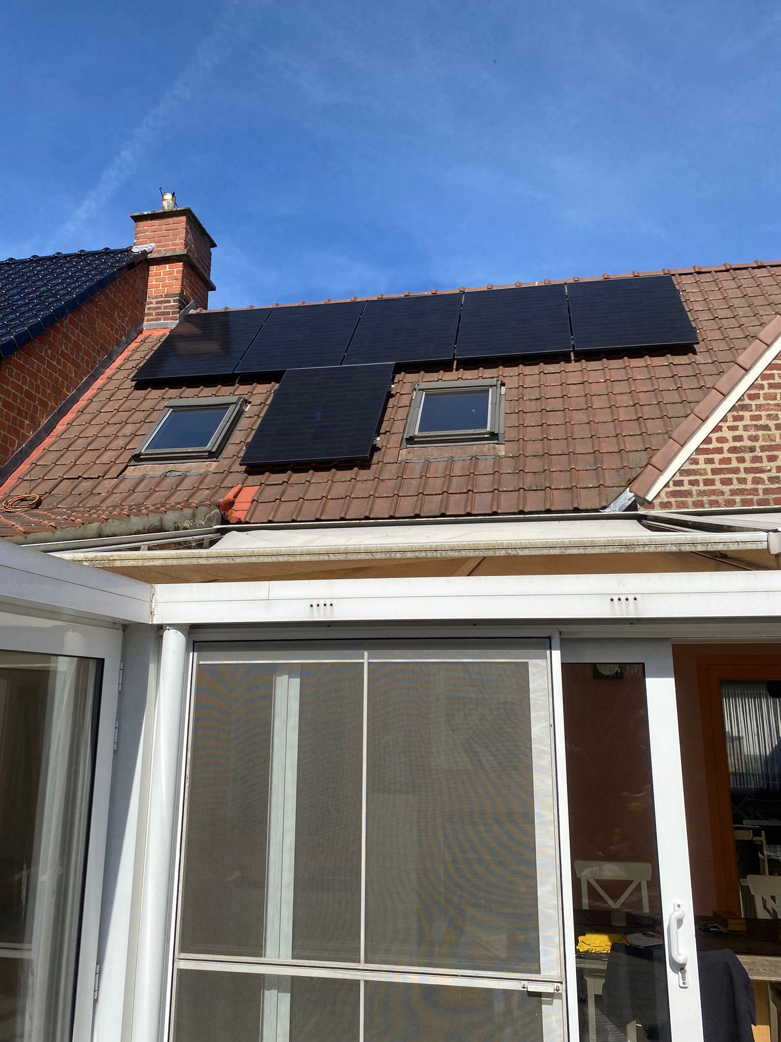 Residentieel dak —  Zonnepanelen